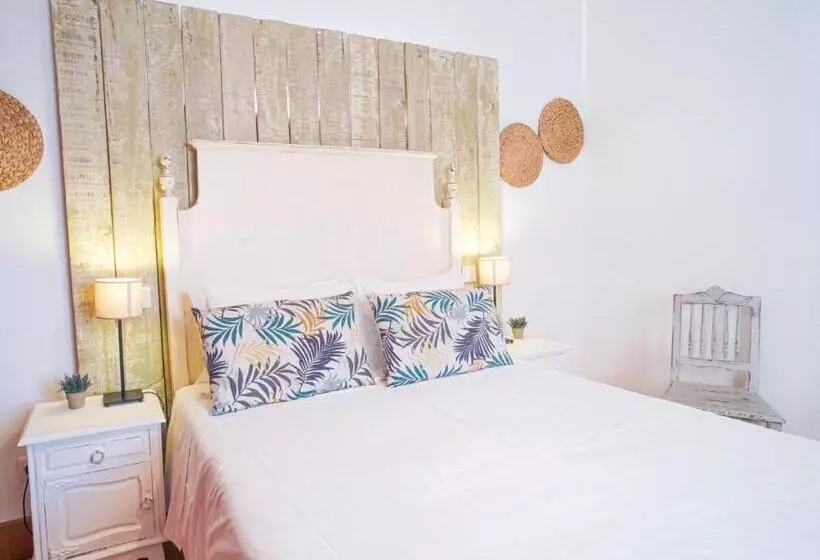 ペンション Casa Adega Do Mosteiro   Turismo Rural