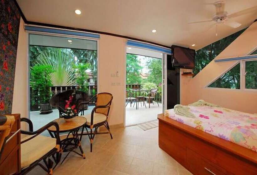 Coconut Laguna Villas