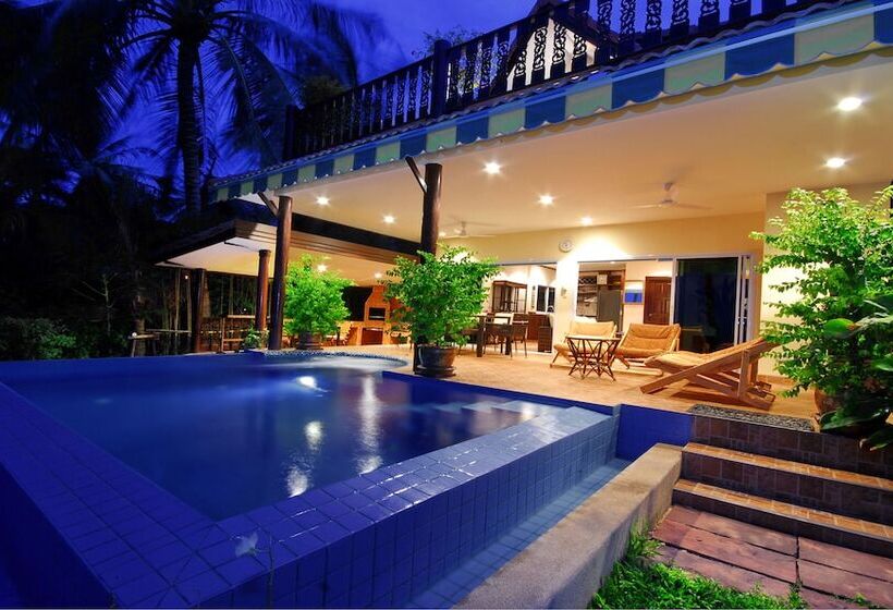 Coconut Laguna Villas