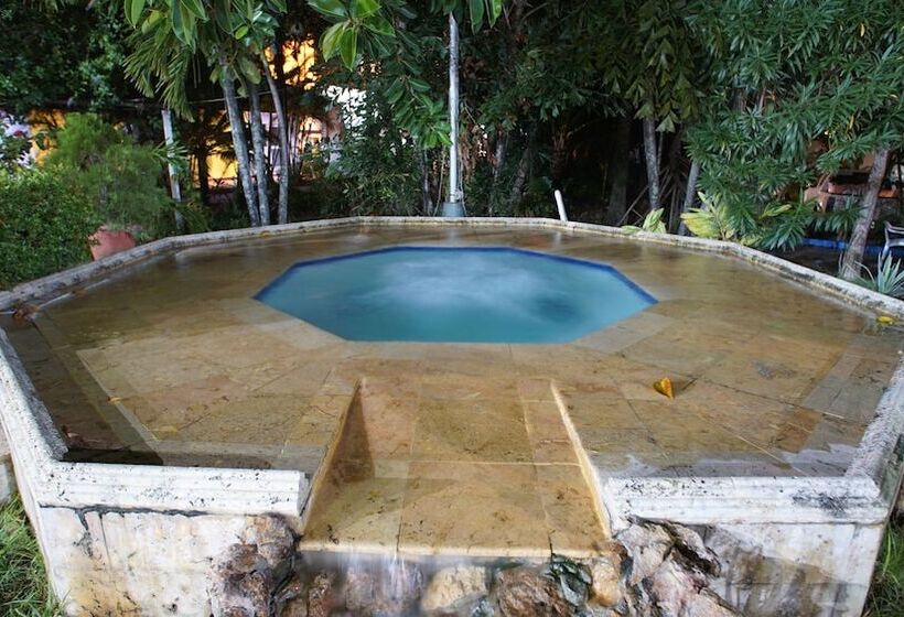 Hotel Bachue Girardot