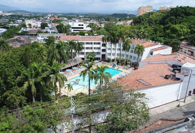 Hotel Bachue Girardot
