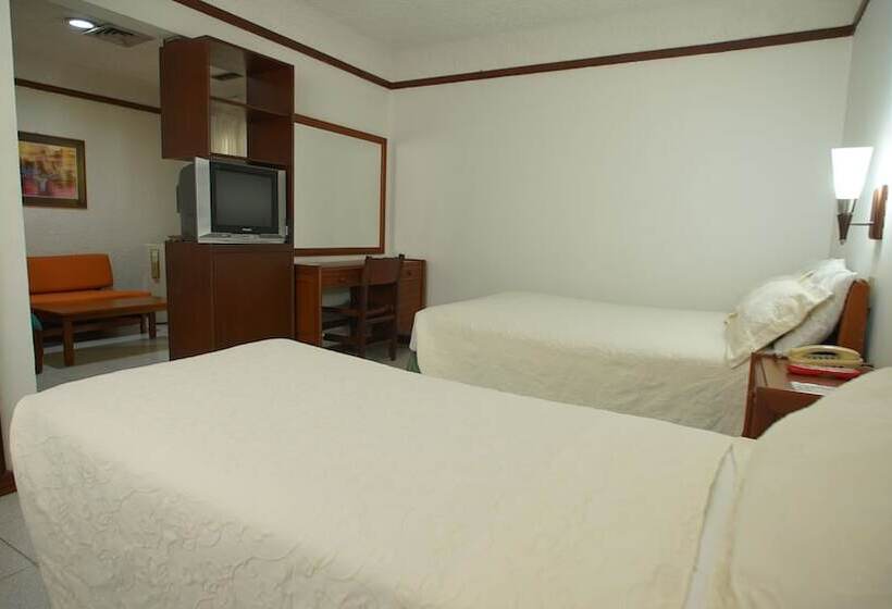 Hotel Bachue Girardot