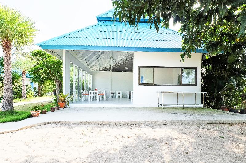 هتل March Samui Resort