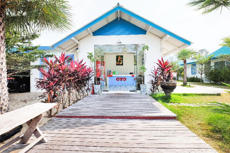 هتل March Samui Resort