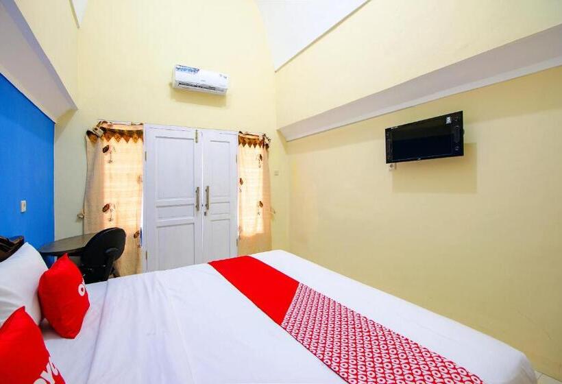 בית מלון כפרי Oyo 1643 Grand Monica