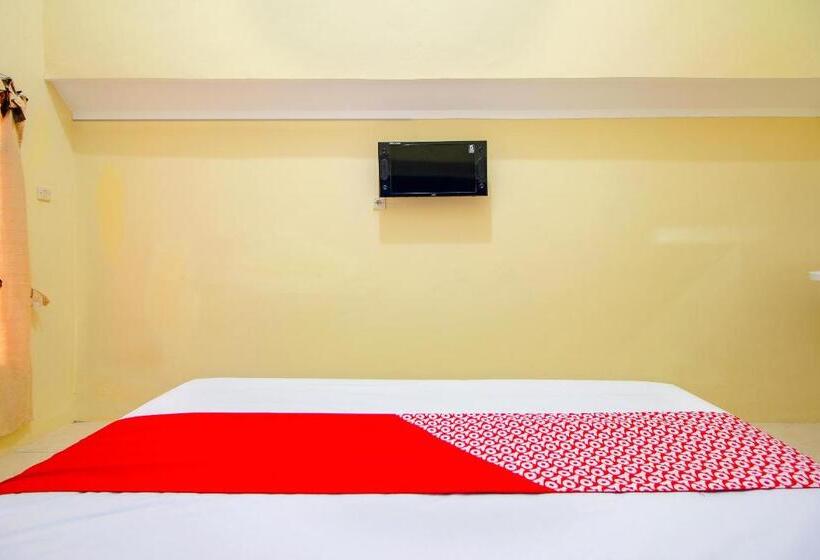 בית מלון כפרי Oyo 1643 Grand Monica