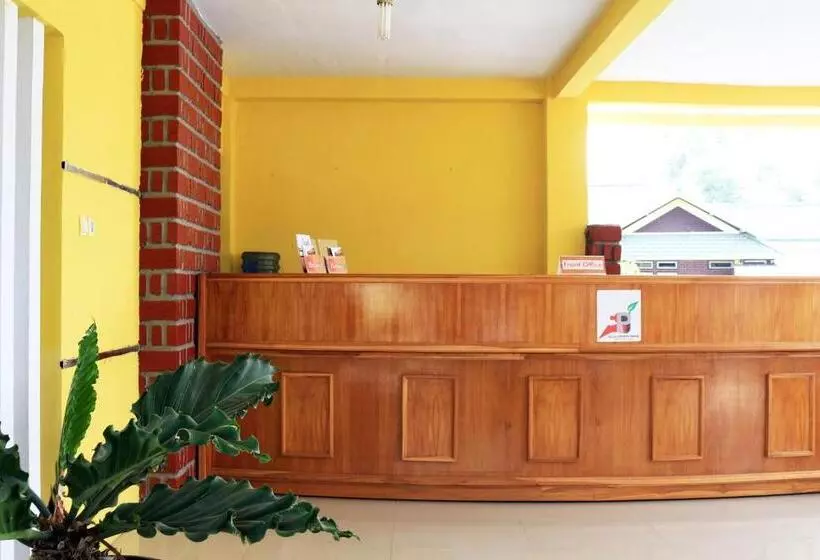 Hotelli Oyo 1722 Villa Ciparay Indah