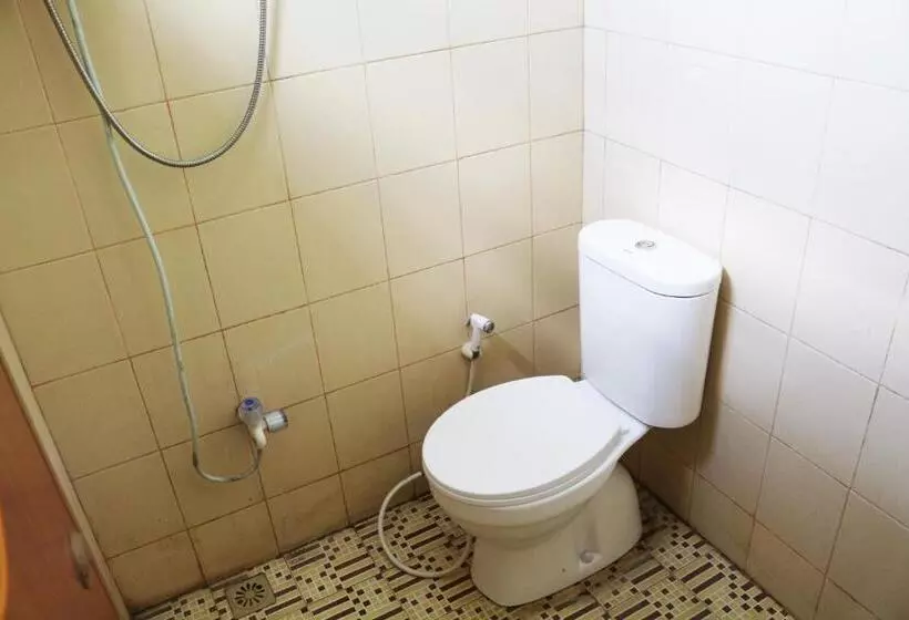 Hotelli Oyo 1722 Villa Ciparay Indah