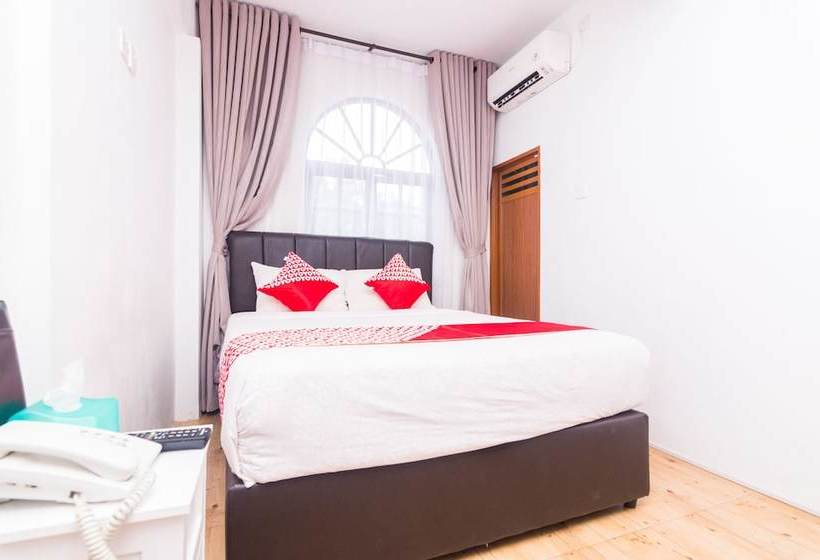 فندق Oyo 1771 Zeke