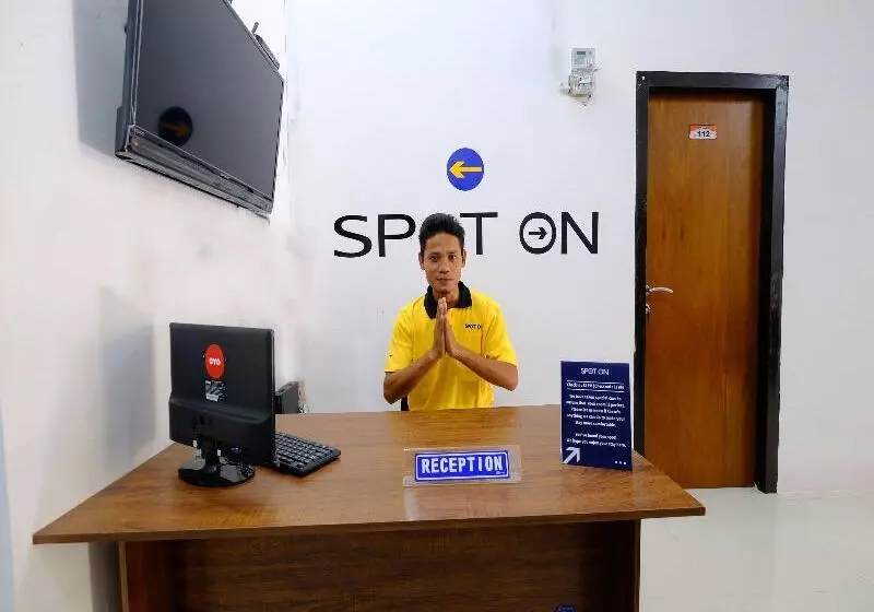 ホテル Spot On 1784 Tnc Residence Syariah
