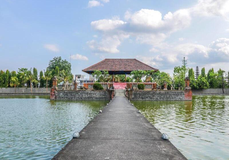 בית מלון כפרי Spot On 1784 Tnc Residence Syariah