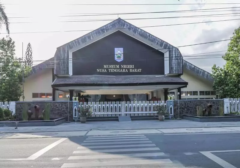 ホテル Spot On 1784 Tnc Residence Syariah