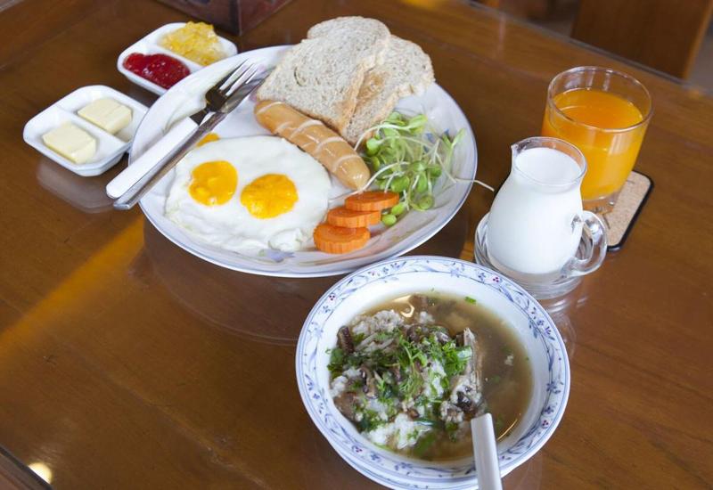 Пансион Little Home Guesthouse