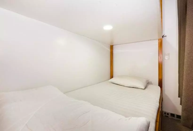 هاستل Ace Home Viet Nam