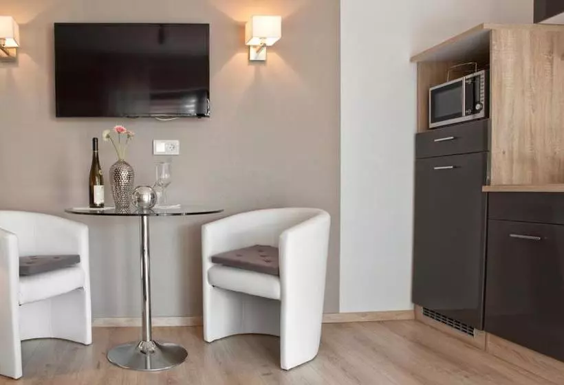 Aamiaismajoitus (B&B) Appart Hotel Reb_art