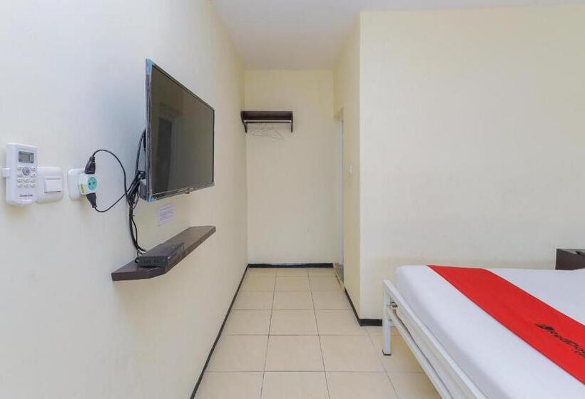 فندق Reddoorz At Cbr Residence Blimbing