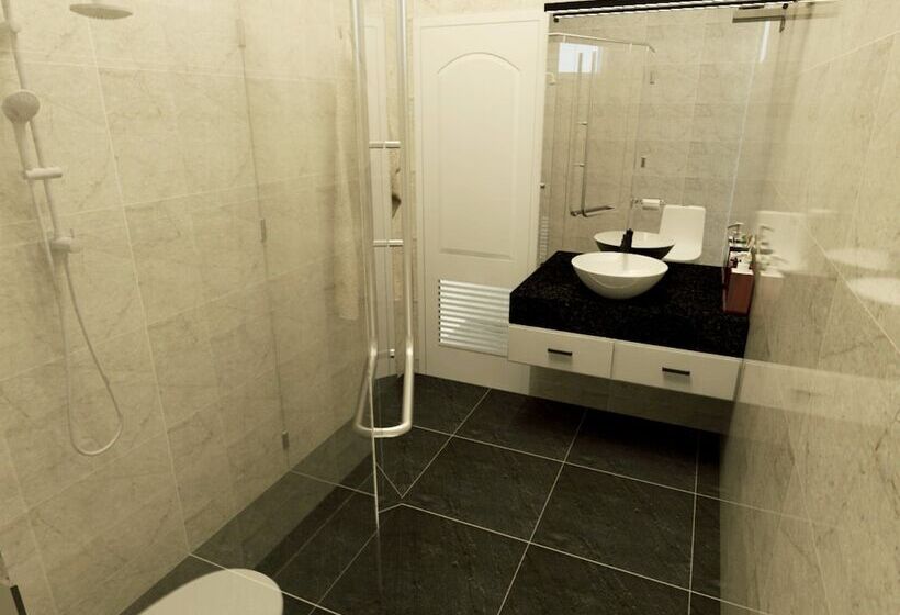 هتل The Hill Resort