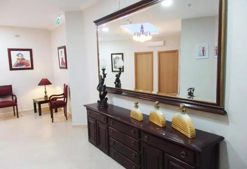 Majatalo Hostal Montemayor