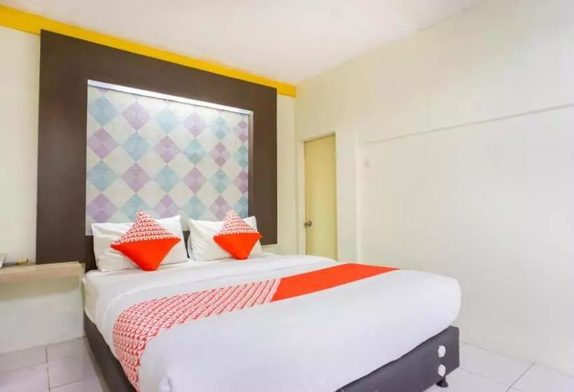 Hotelli Oyo 1636 Wisma Kuta Karang