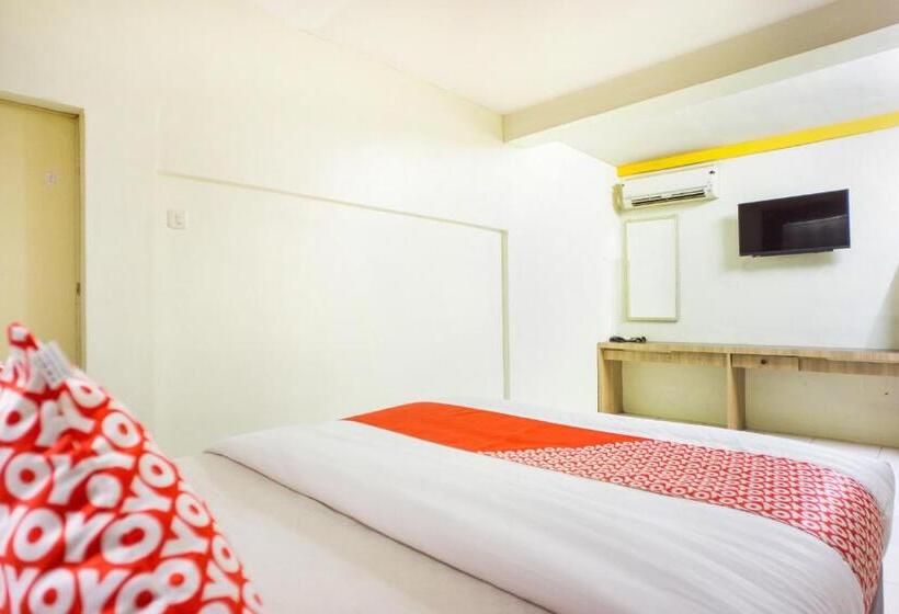 Отель Oyo 1636 Wisma Kuta Karang