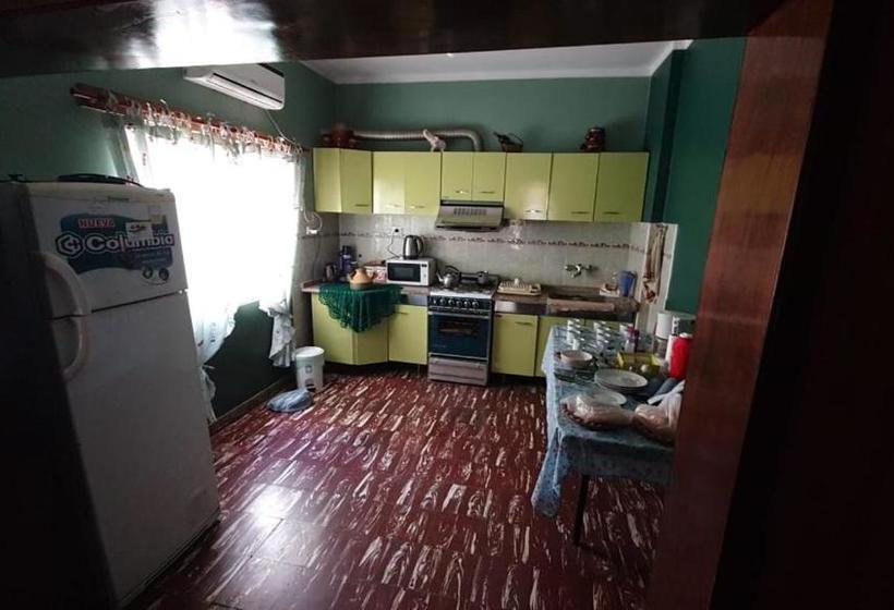 Пансион Hostal Los Sesto