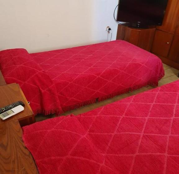 Пансион Hostal Los Sesto