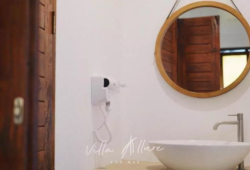 استراحتگاه Villa Allure Koh Mak