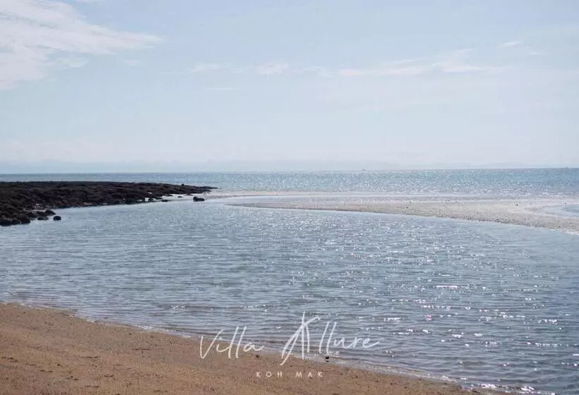 استراحتگاه Villa Allure Koh Mak