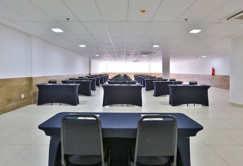 ホテル Nobile Inn London Anapolis