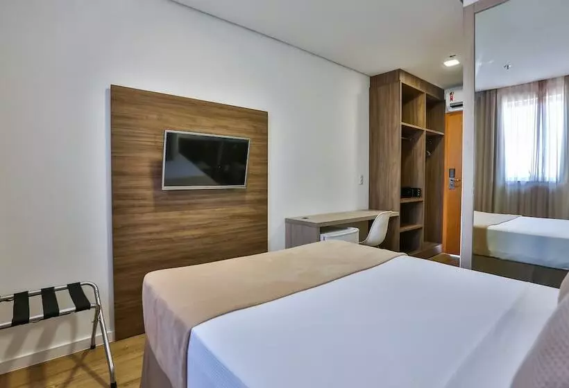 ホテル Nobile Inn London Anapolis