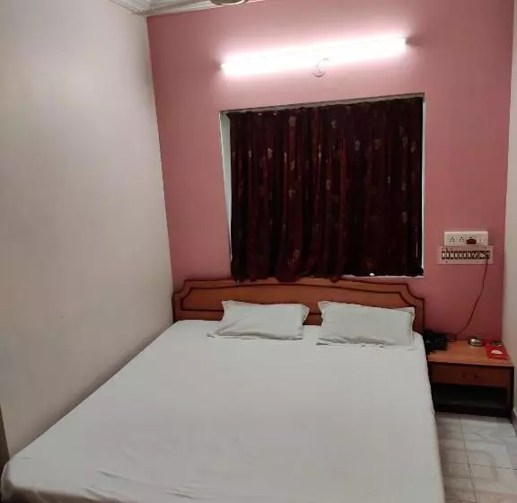 هتل Tirupati