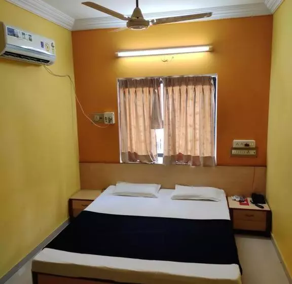 هتل Tirupati