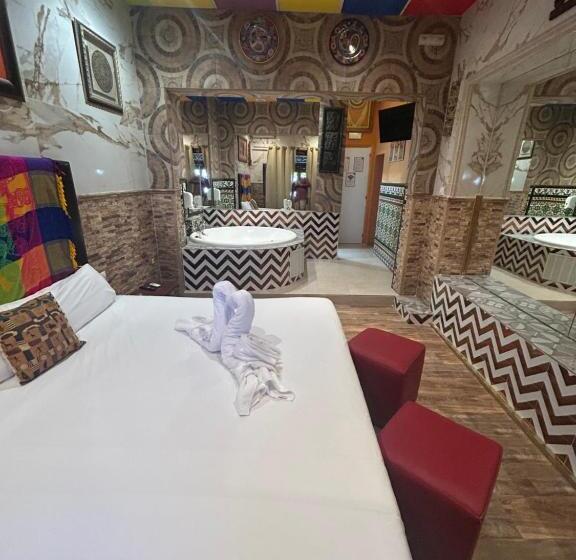 پانسیون Hostal Avenida Andalucia Solo Adultos