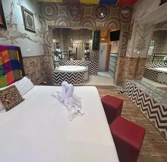 پانسیون Hostal Avenida Andalucia   Solo Adultos