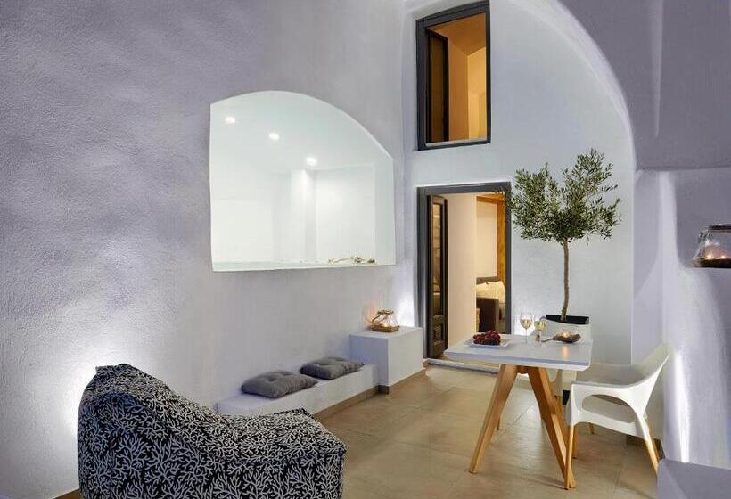 Callia Caves   Adults Only