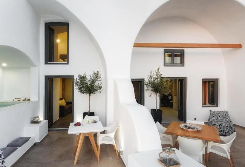 Callia Caves   Adults Only