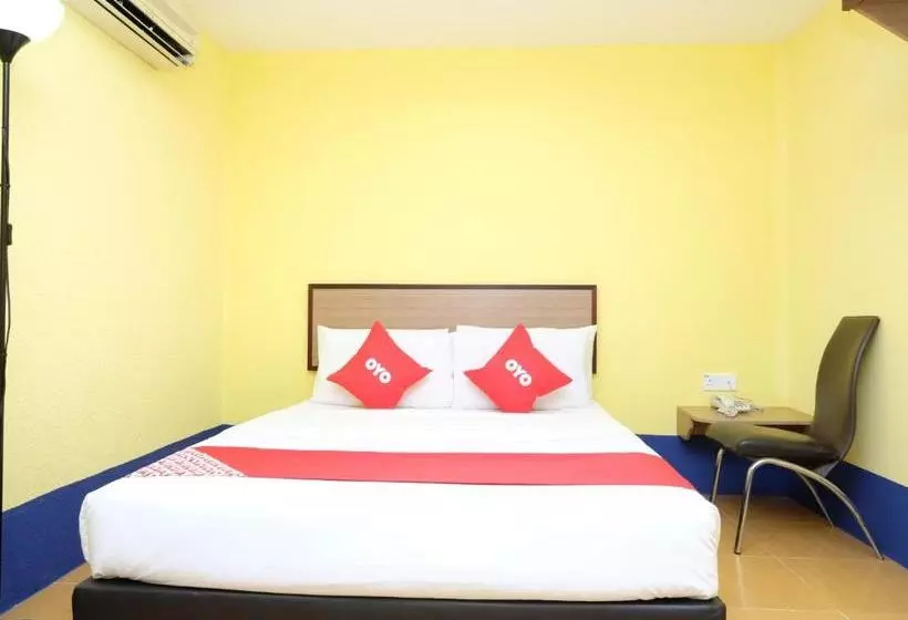 Hotelli Oyo 89352 Golden Terminal Lodge