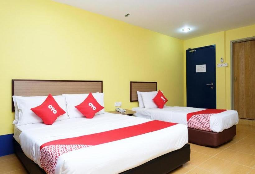 Hotel Oyo 89352 Golden Terminal Lodge