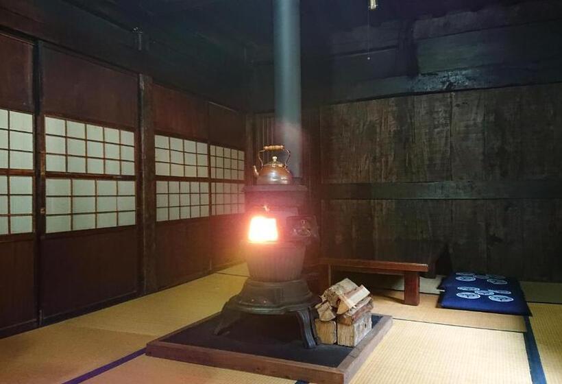 Bed and Breakfast むかしの暮らしを体験 古民家の宿 みのり家