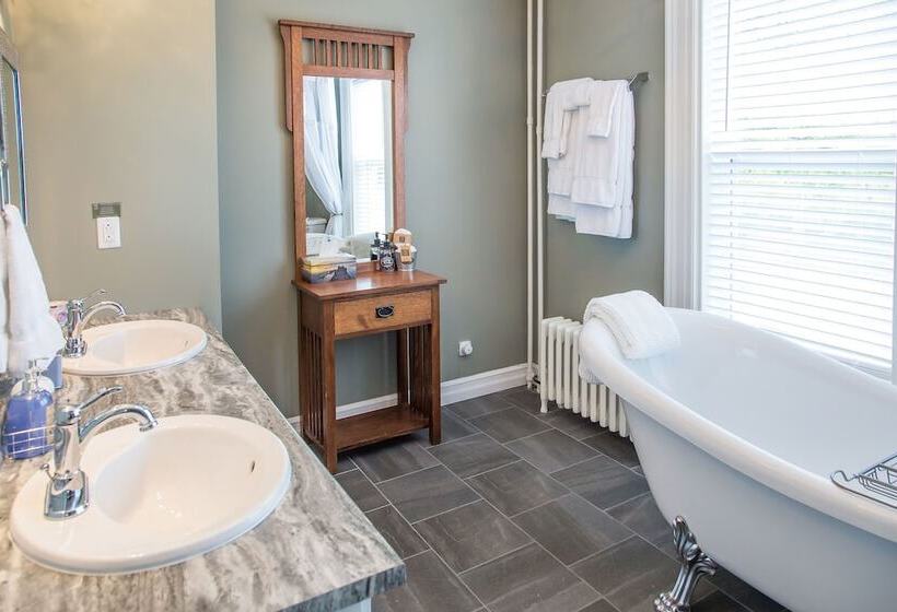 تختخواب و صبحانه Georgestown Inn