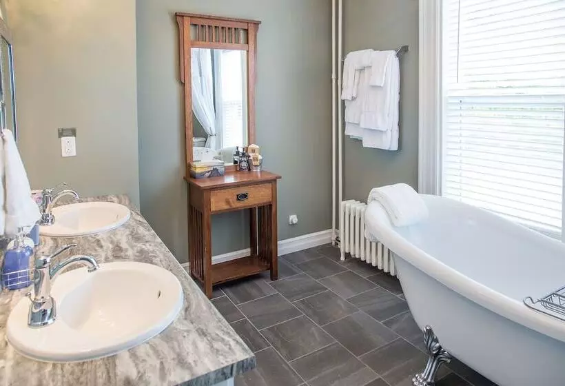 Aamiaismajoitus (B&B) Georgestown Inn