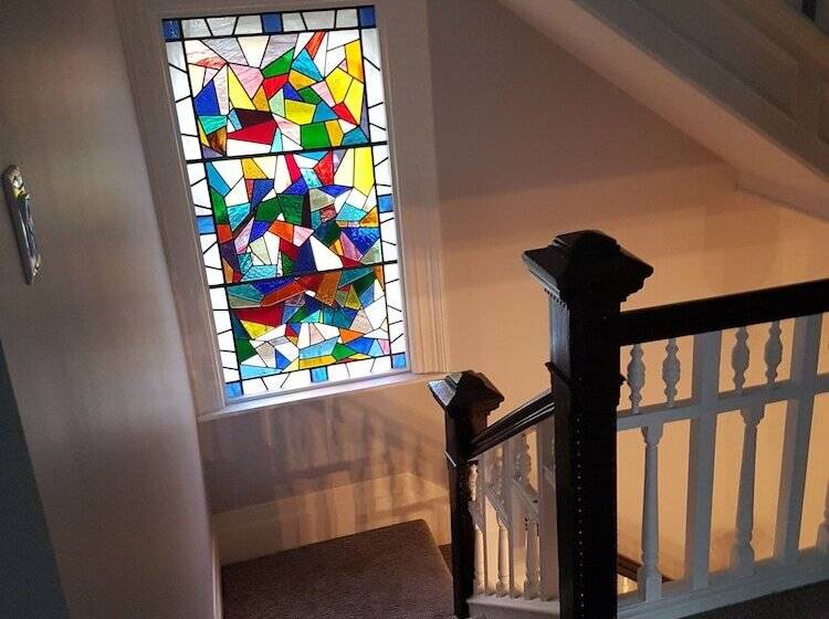 تختخواب و صبحانه Georgestown Inn