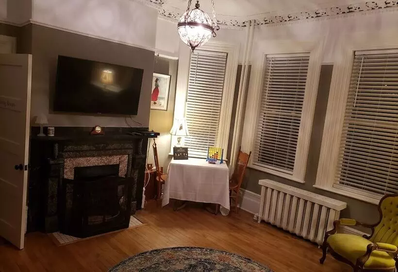 Aamiaismajoitus (B&B) Georgestown Inn