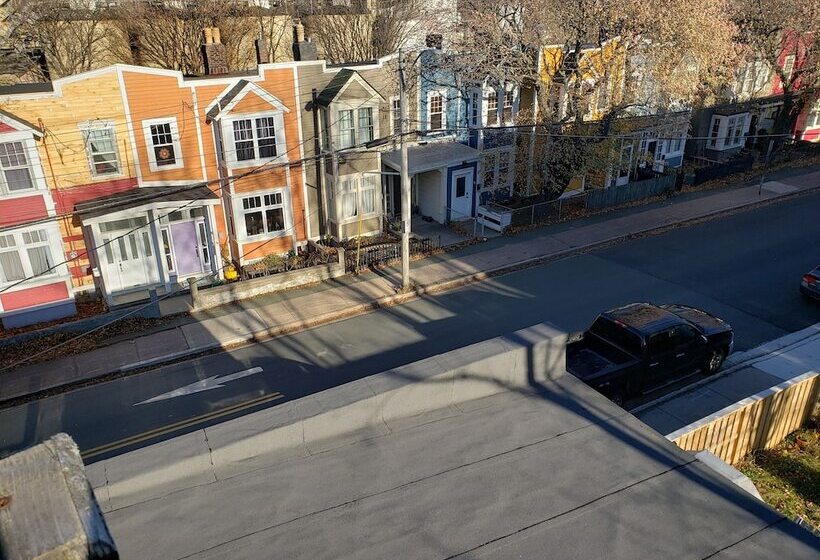 تختخواب و صبحانه Georgestown Inn