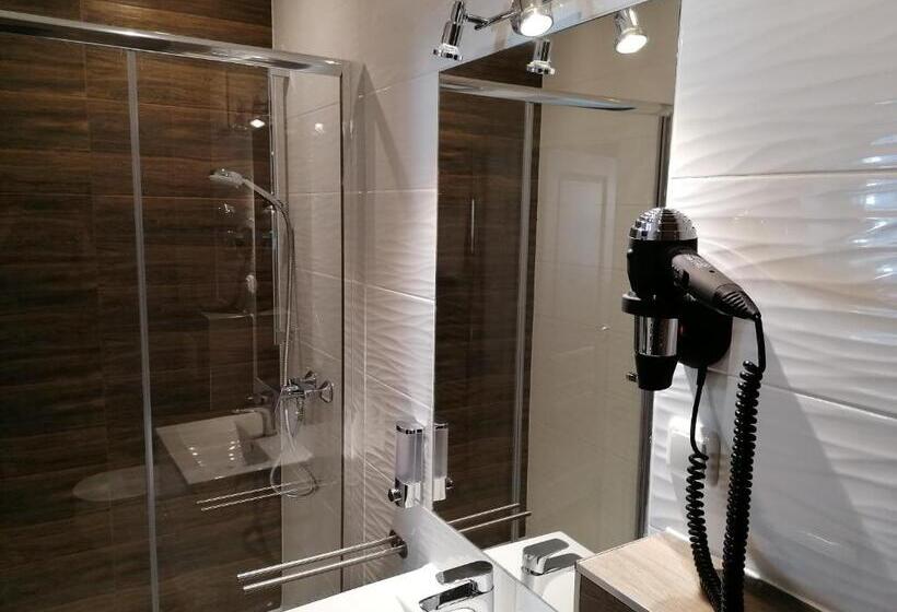 Golden Star Premium Apartments