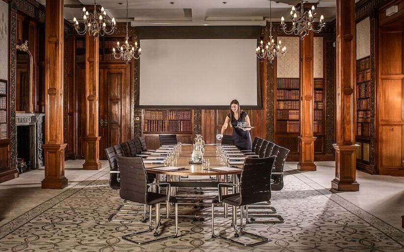 호텔 Clevedon Hall