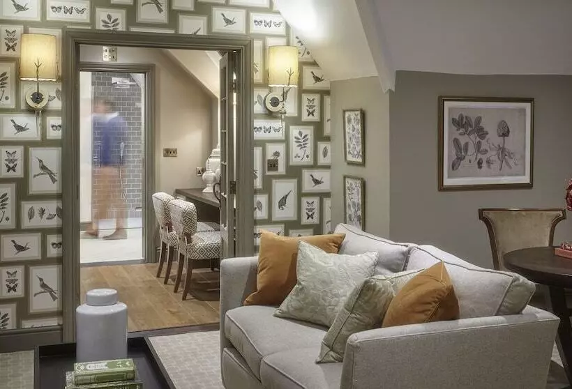 ホテル Clevedon Hall