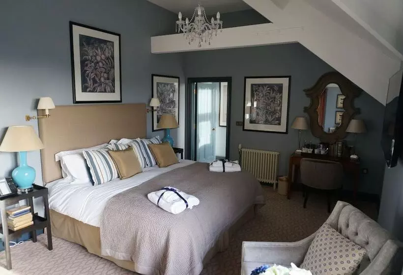 ホテル Clevedon Hall