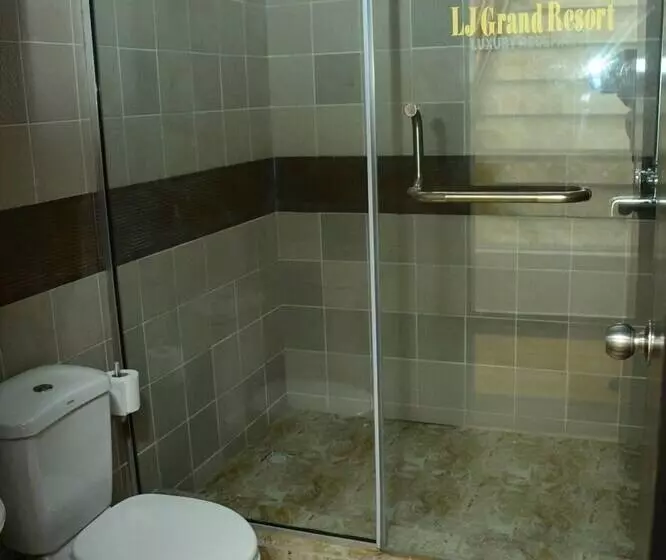Lj Grand Resort