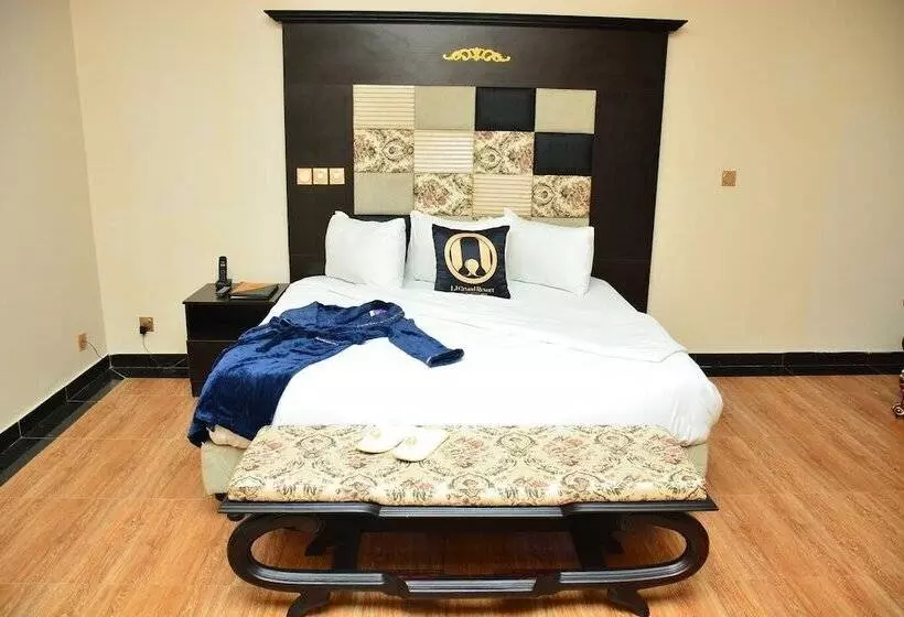Lj Grand Resort